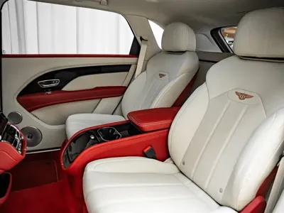 Bentley Bentayga 2025, 4000 км, за 439661.87 USD - фото 12
