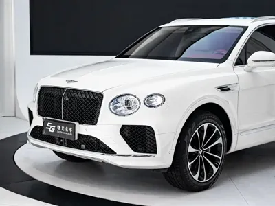 Bentley Bentayga 2025, 4000 км, за 439661.87 USD - фото 20