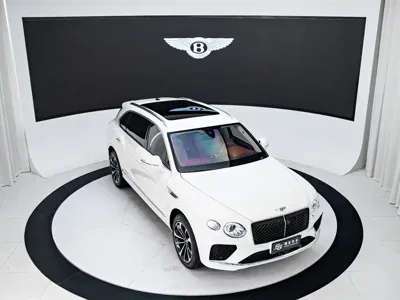 Bentley Bentayga 2025, 4000 км, за 439661.87 USD - фото 22