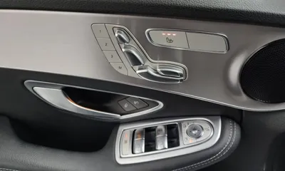 Mercedes-Benz C-Class 2020, 64679 км, за 15239.09 USD - фото 17