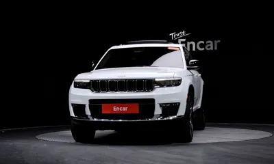 Jeep Cherokee 2023, 16038 км, за 27089.52 USD