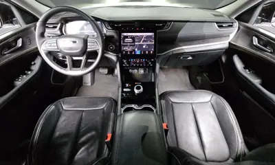 Jeep Cherokee 2023, 16038 км, за 27089.52 USD - фото 7