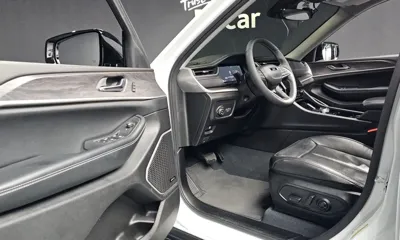 Jeep Cherokee 2023, 16038 км, за 27089.52 USD - фото 10