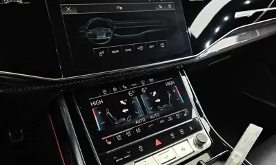 Audi SQ8 2021, 48014 км, за 62512.18 USD - фото 17