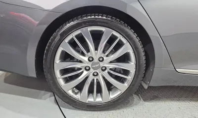 Genesis G80 2019, 102330 км, за 12596.82 USD