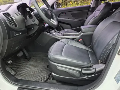 Kia Sportage 2012, 145507 км, за 3640.38 USD - фото 9