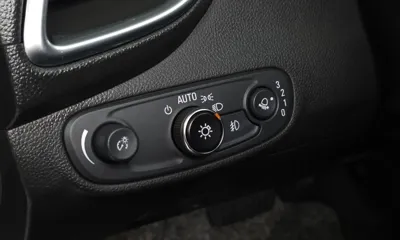 ChevroletGMDaewoo Trax 2018, 119595 км, за 4169.38 USD - фото 18