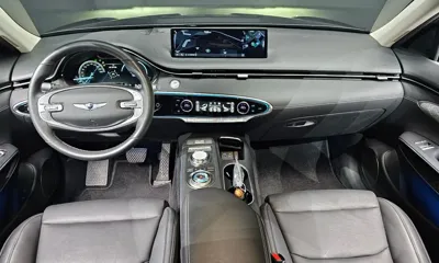 Genesis GV70 2023, 99148 км, за 25157.63 USD - фото 7