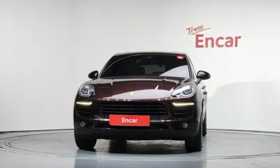 Porsche Macan 2017, 120308 км, за 18698.38 USD