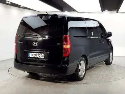 Hyundai Starex 2021, 93877 км, за 11523.17 USD