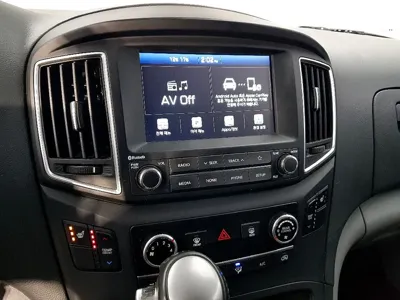 Hyundai Starex 2021, 93877 км, за 11523.17 USD - фото 13