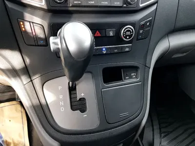 Hyundai Starex 2021, 93877 км, за 11523.17 USD - фото 14