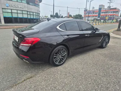 Genesis G70 2018, 70000 км, за 9250.82 USD