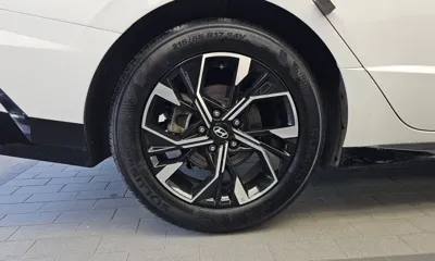 Hyundai Sonata 2024, 39401 км, за 15960.92 USD