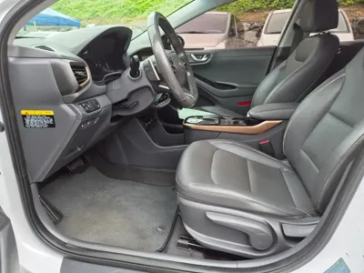 Hyundai Ioniq 2018, 103480 км, за 6310.18 USD - фото 9