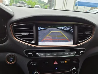 Hyundai Ioniq 2018, 103480 км, за 6310.18 USD - фото 11