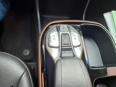 Hyundai Ioniq 2018, 103480 км, за 6310.18 USD - фото 12