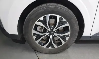 Kia Canival 2023, 82272 км, за 14246.69 USD