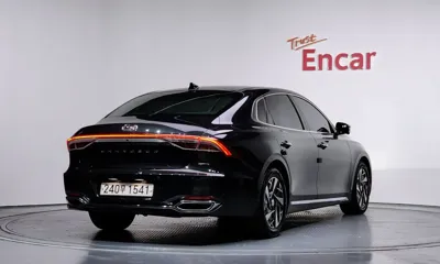 Hyundai Grandeur 2020, 137507 км, за 13544.76 USD