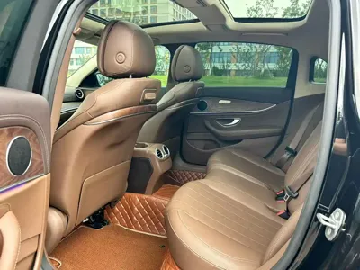 Mercedes-Benz E-Class 2020, 110000 км, за 25018.76 USD