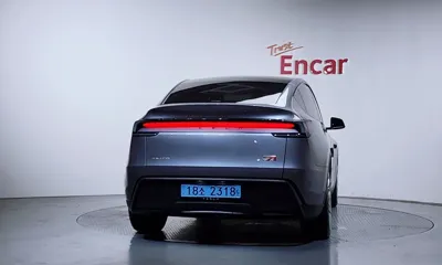 Tesla Model Y 2025, 33905 км, за 42645.48 USD