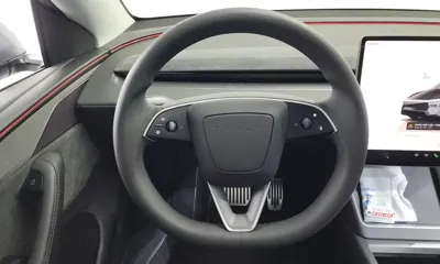 Tesla Model Y 2025, 33905 км, за 42645.48 USD - фото 15