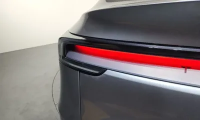 Tesla Model Y 2025, 33905 км, за 42645.48 USD - фото 23