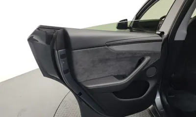 Tesla Model Y 2025, 33905 км, за 42645.48 USD - фото 25