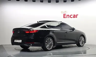Kia K7 2017, 142001 км, за 6508.15 USD