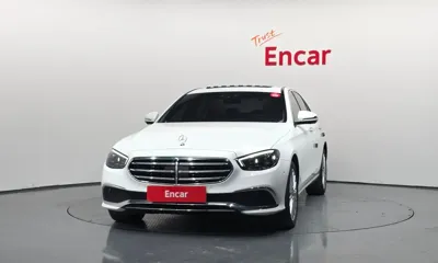 Mercedes-Benz E-Class 2022, 64973 км, за 25081.45 USD