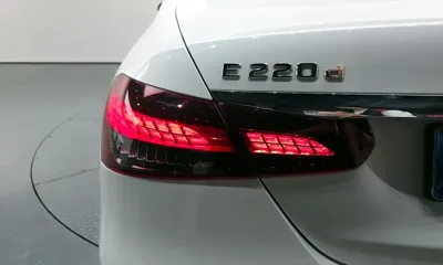 Mercedes-Benz E-Class 2022, 64973 км, за 25081.45 USD - фото 23