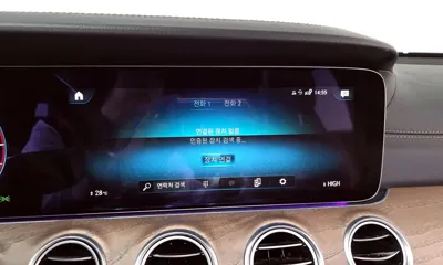 Mercedes-Benz E-Class 2022, 64973 км, за 25081.45 USD - фото 33