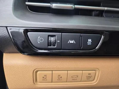 Kia Canival 2021, 72470 км, за 18707.05 USD - фото 11