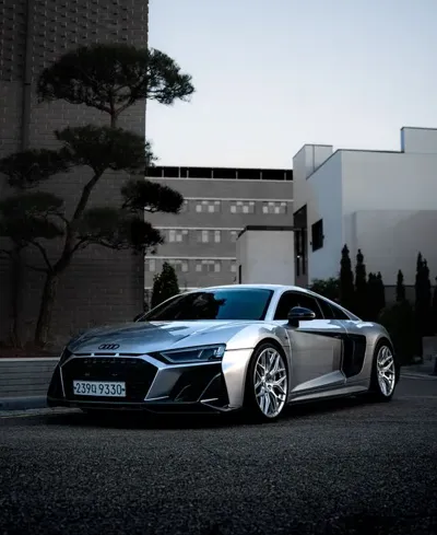 Audi R8 · 2017 год