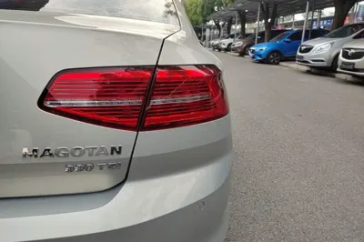 Volkswagen Magotan 2018, 70200 км, за 11736 USD - фото 9