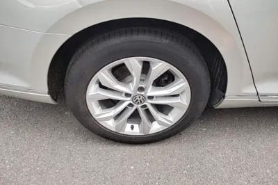 Volkswagen Magotan 2018, 70200 км, за 11736 USD - фото 11