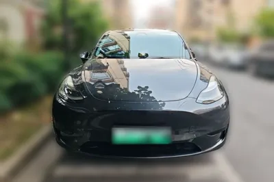 Tesla Model Y 2024, 26200 км, за 30099 USD