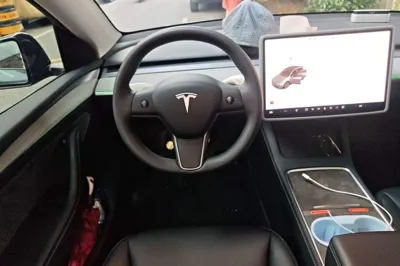 Tesla Model Y 2024, 26200 км, за 30099 USD - фото 10