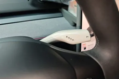 Tesla Model Y 2024, 26200 км, за 30099 USD - фото 14