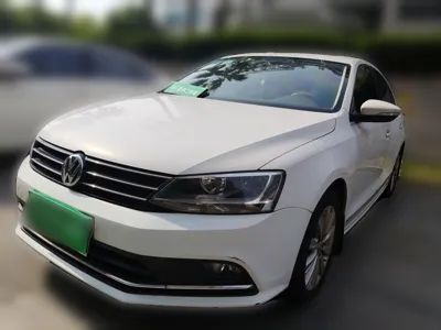 Volkswagen Sagitar · 2015 год