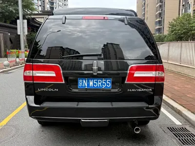 Lincoln Navigator 2010, 100000 км, за 13066.26 USD