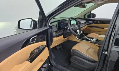 Kia Canival 2023, 56596 км, за 19827.07 USD - фото 10