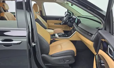 Kia Canival 2023, 56596 км, за 19827.07 USD - фото 26