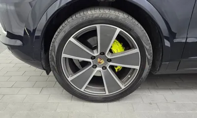 Porsche Cayenne 2020, 153083 км, за 37769.3 USD