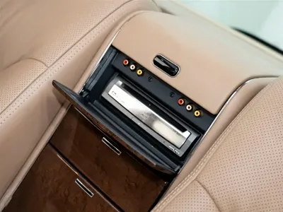 Maybach Maybach 2014, 52000 км, за 322242.13 USD - фото 12