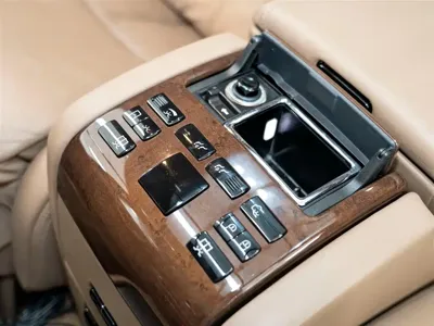 Maybach Maybach 2014, 52000 км, за 322242.13 USD - фото 14