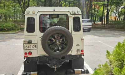 Land Rover Defender 2012, 87000 км, за 58548.06 USD
