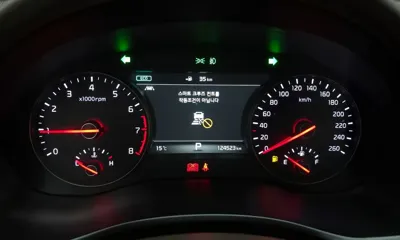 Kia K7 2016, 124523 км, за 6229.49 USD - фото 8