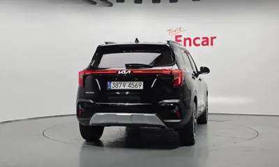 Kia Seltos 2024, 33847 км, за 21859 USD