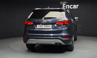 Hyundai Santafe 2016, 250584 км, за 5170.52 USD